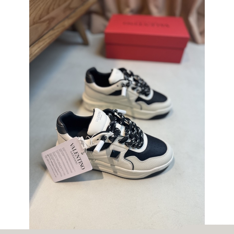 Valentino Sneakers